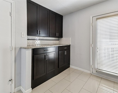 13022 Arborview Place - Photo Thumbnail 3