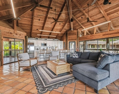 7147 La Lenaire Drive - Photo Thumbnail 3