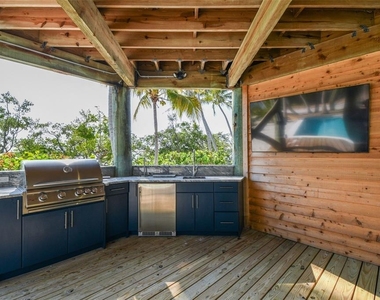 7147 La Lenaire Drive - Photo Thumbnail 86