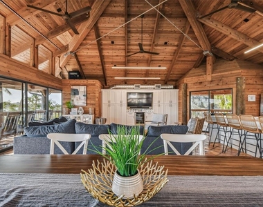 7147 La Lenaire Drive - Photo Thumbnail 21