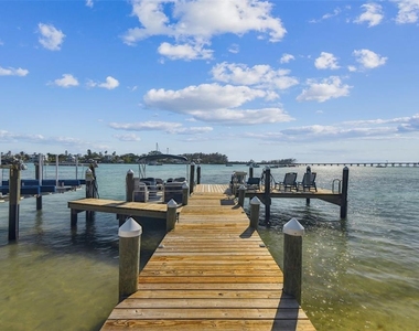 7147 La Lenaire Drive - Photo Thumbnail 10