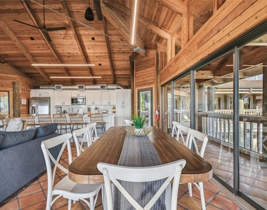 7147 La Lenaire Drive - Photo Thumbnail 20