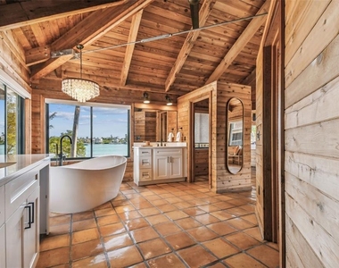 7147 La Lenaire Drive - Photo Thumbnail 41