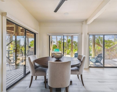7147 La Lenaire Drive - Photo Thumbnail 70