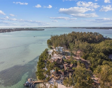 7147 La Lenaire Drive - Photo Thumbnail 95