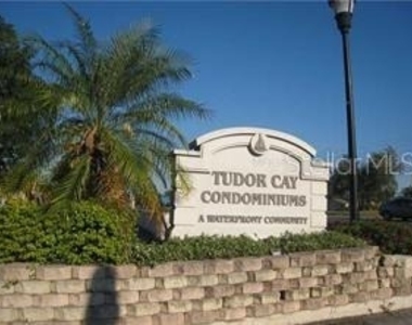 9105 Tudor Drive - Photo Thumbnail 14