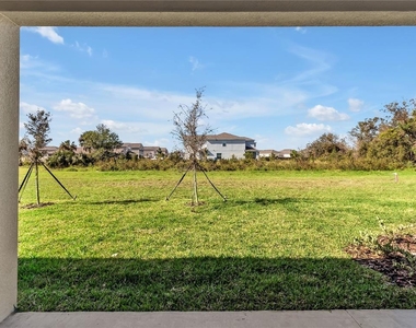 11331 E 65th Terrace - Photo Thumbnail 10
