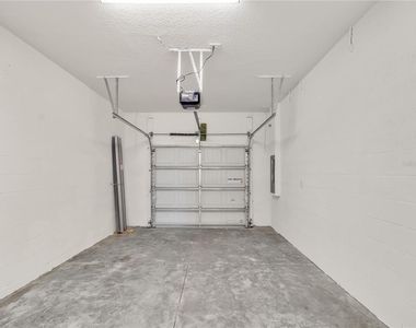 11331 E 65th Terrace - Photo Thumbnail 13