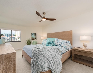 240 Sand Key Estates Drive - Photo Thumbnail 16