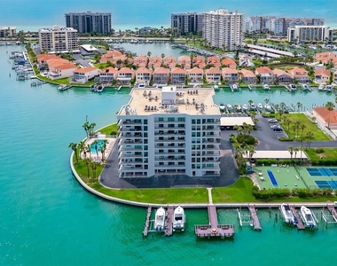 240 Sand Key Estates Drive - Photo Thumbnail 31