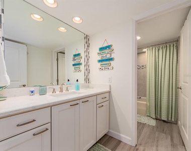 240 Sand Key Estates Drive - Photo Thumbnail 27