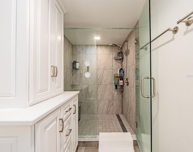 240 Sand Key Estates Drive - Photo Thumbnail 20