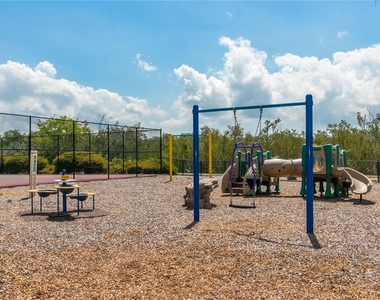 240 Sand Key Estates Drive - Photo Thumbnail 41