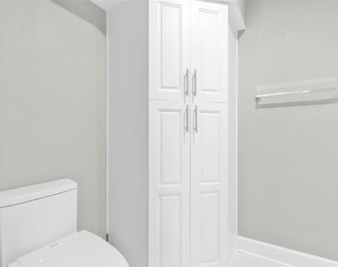 1660 Gulf Boulevard - Photo Thumbnail 21