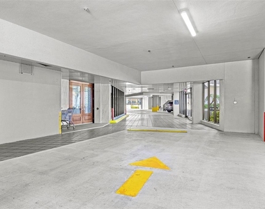 1660 Gulf Boulevard - Photo Thumbnail 38