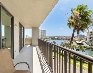 1660 Gulf Boulevard - Photo Thumbnail 34