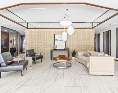 1660 Gulf Boulevard - Photo Thumbnail 36