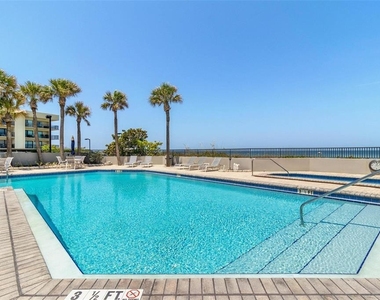 1660 Gulf Boulevard - Photo Thumbnail 40