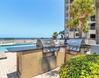 1660 Gulf Boulevard - Photo Thumbnail 43
