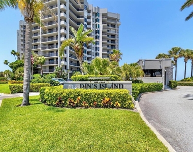 1660 Gulf Boulevard - Photo Thumbnail 48