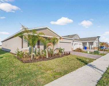 2619 Peace Of Mind Avenue - Photo Thumbnail 5