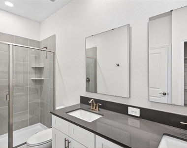 2619 Peace Of Mind Avenue - Photo Thumbnail 27