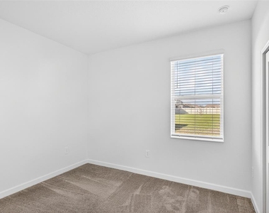 2619 Peace Of Mind Avenue - Photo Thumbnail 30
