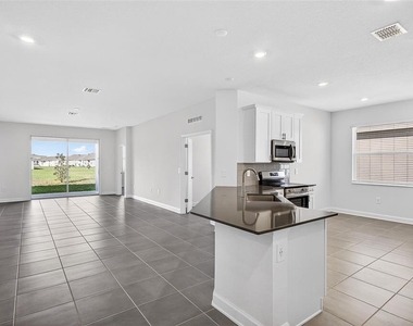 2619 Peace Of Mind Avenue - Photo Thumbnail 9