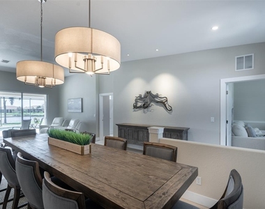 6571 Talon Bay Drive - Photo Thumbnail 8