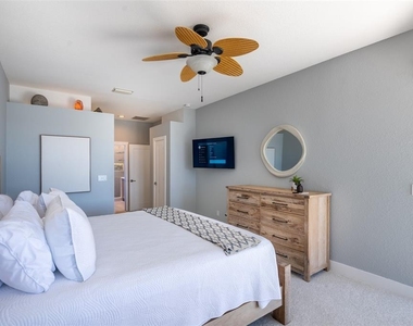 6571 Talon Bay Drive - Photo Thumbnail 18