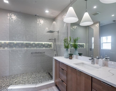 6571 Talon Bay Drive - Photo Thumbnail 22