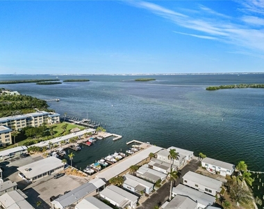 3740 Gulf Of Mexico Drive - Photo Thumbnail 5