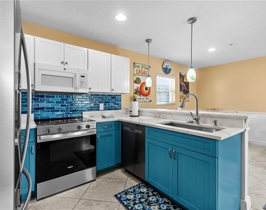 3740 Gulf Of Mexico Drive - Photo Thumbnail 18
