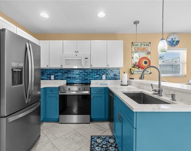 3740 Gulf Of Mexico Drive - Photo Thumbnail 17