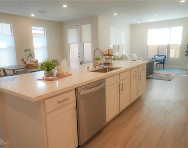 4123 Lemonsage Street - Photo Thumbnail 6