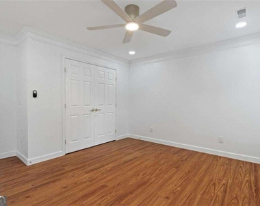 1711 Summit Glen Lane Ne - Photo Thumbnail 39