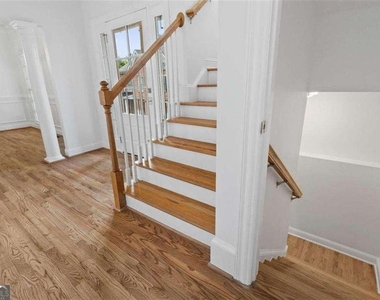1711 Summit Glen Lane Ne - Photo Thumbnail 22