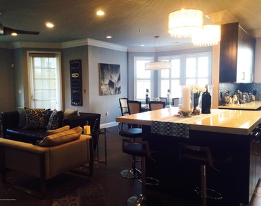 22 Cooper Avenue - Photo Thumbnail 2