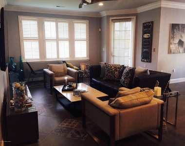22 Cooper Avenue - Photo Thumbnail 9
