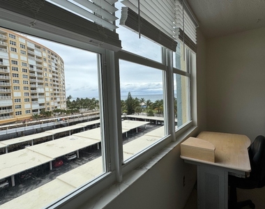 305 N Pompano Beach Boulevard - Photo Thumbnail 11