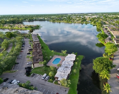 416 Lakeside Drive - Photo Thumbnail 29