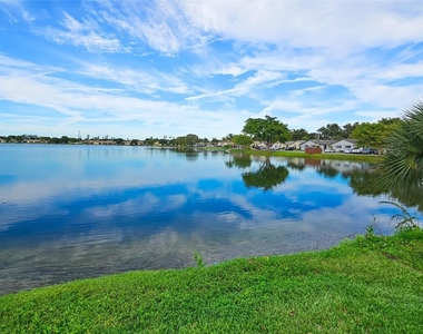 416 Lakeside Drive - Photo Thumbnail 21