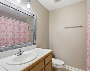 609 E Mcgee Street - Photo Thumbnail 18