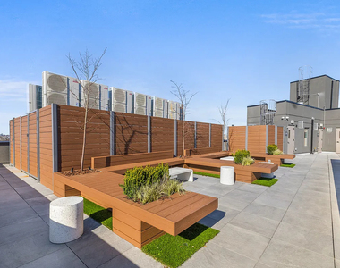 1615 Cedar Street - Photo Thumbnail 13