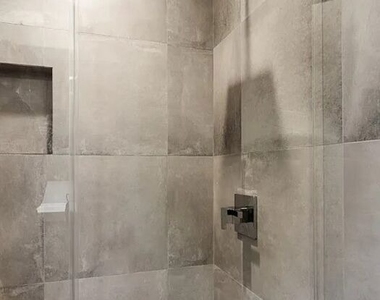 2528 Westridge Road - Photo Thumbnail 26