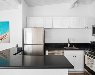 25154 Malibu Road - Photo Thumbnail 19