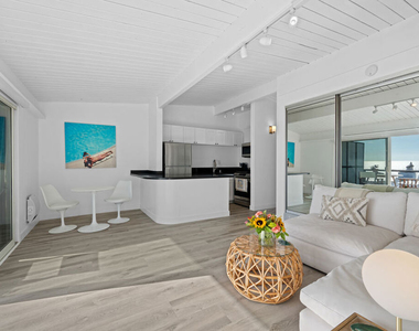 25154 Malibu Road - Photo Thumbnail 11