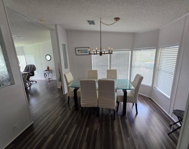 6765 Spanish Lakes Boulevard - Photo Thumbnail 5