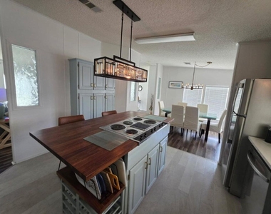 6765 Spanish Lakes Boulevard - Photo Thumbnail 2
