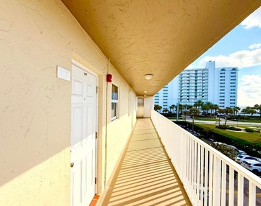 2929 S Ocean Boulevard - Photo Thumbnail 2